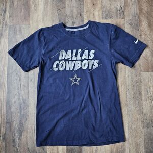 Nike Dallas Cowboys NFL T-shirt Mens Size S Navy Blue Short Sleeves Graphic